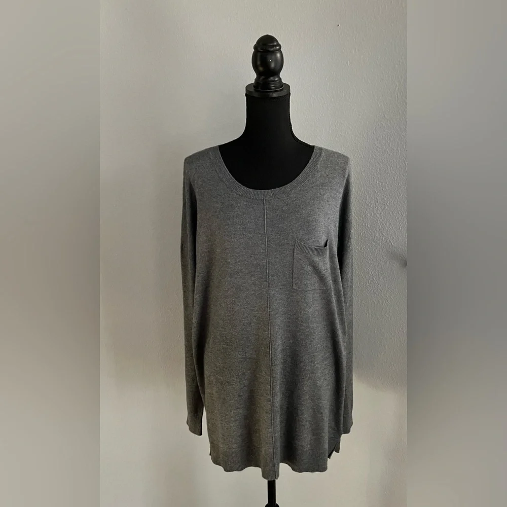 Ellen Tracy grey round neck long sleeve nylon/rayon blend sweater/pullover - Picture 12 of 15